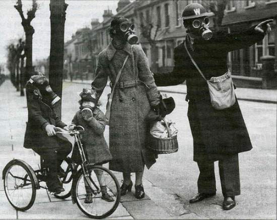 vintage-gas-masks2